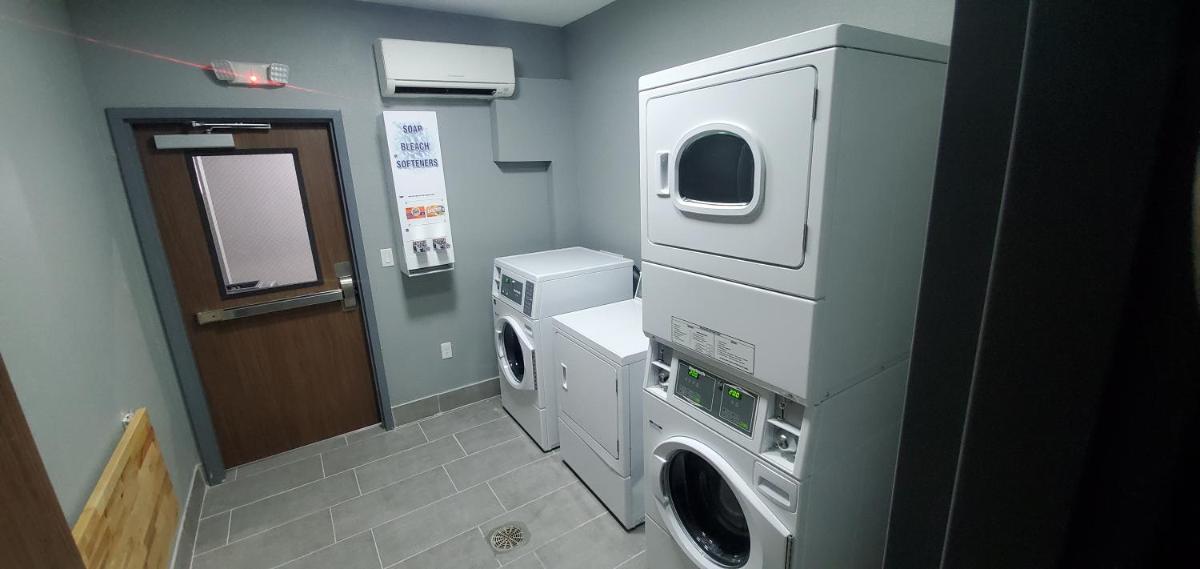 La Quinta Inn & Suites by Wyndham Fort Stockton Northeast image 12