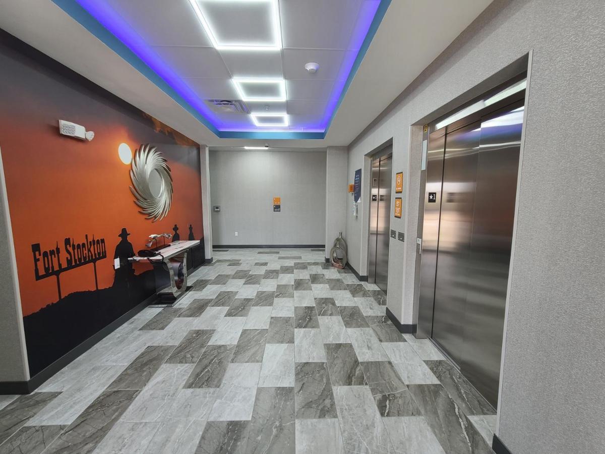 La Quinta Inn & Suites by Wyndham Fort Stockton Northeast image 16